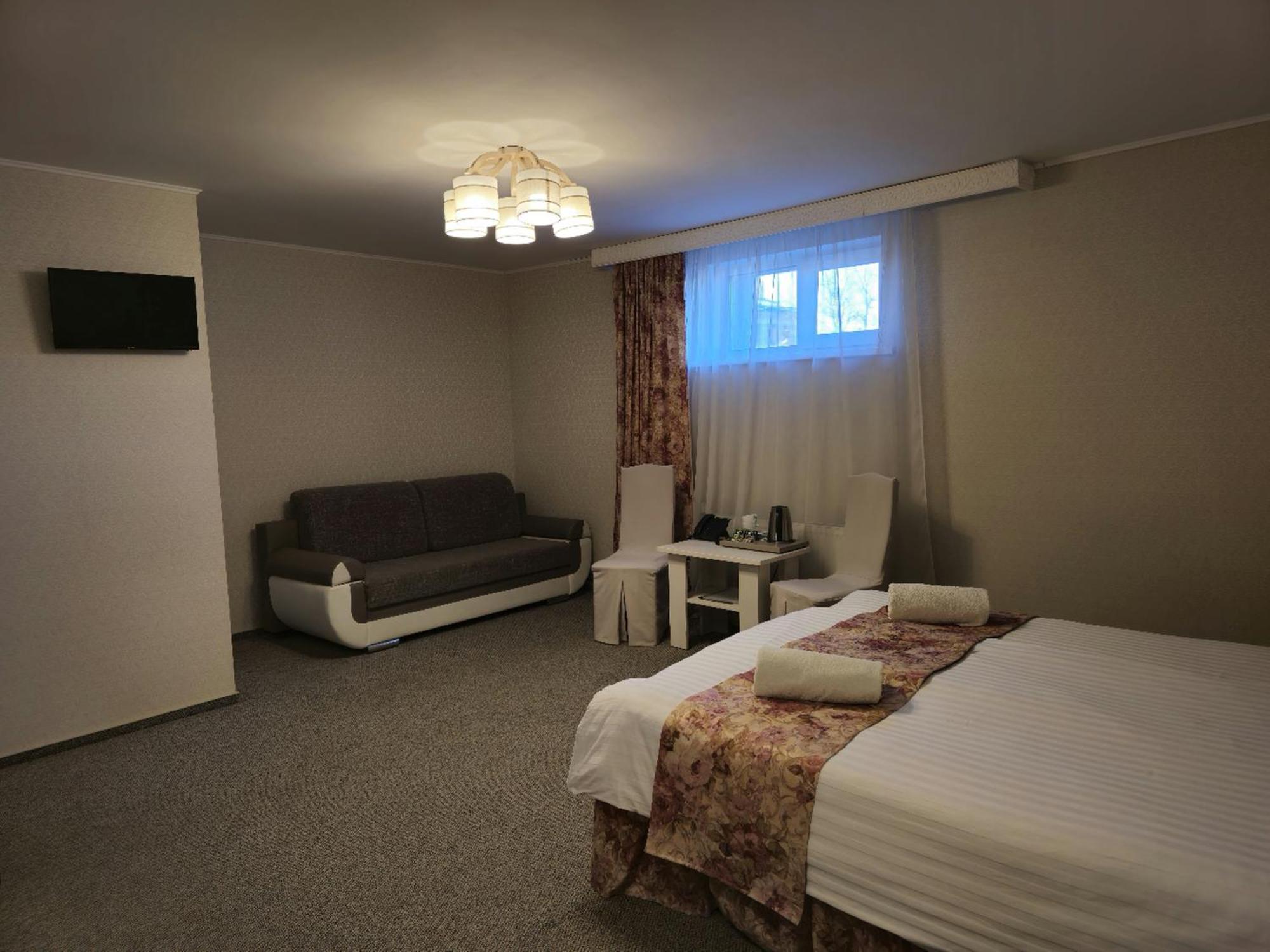 Sanmari Hotel Daugavpils Exterior photo
